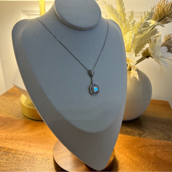 New Moissanite Asscher Cut Necklace 1.2CT, 18K White Gold Plated Sterling Silver - Picture 4 of 17